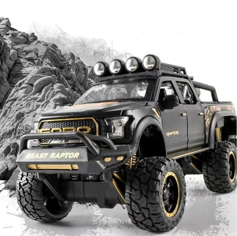 Caminhonete Raptor Off-Road com Moto